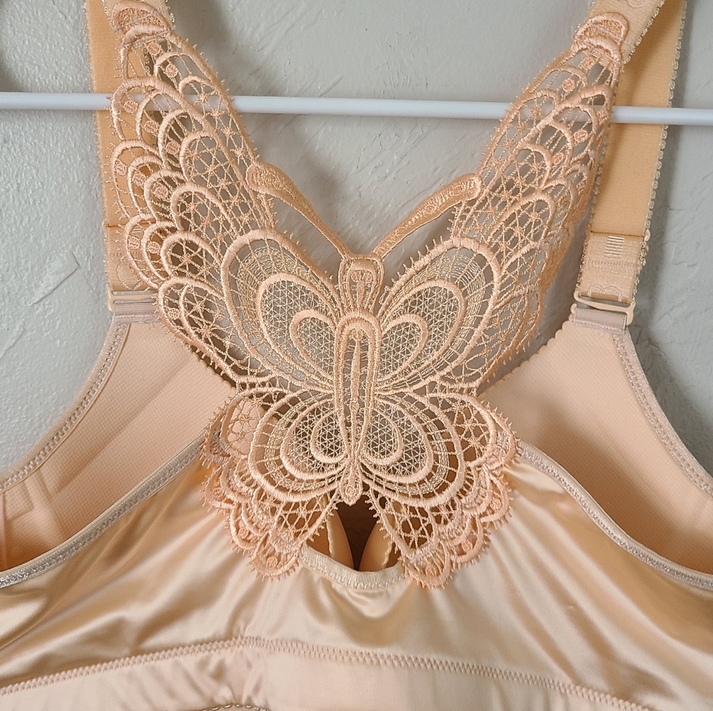 Bra - Picture 3 of 4